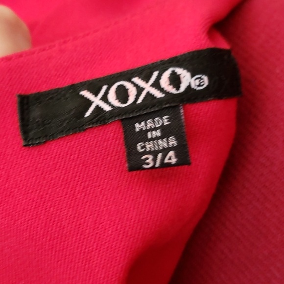 Stunning Red Dress - Picture 4 of 4